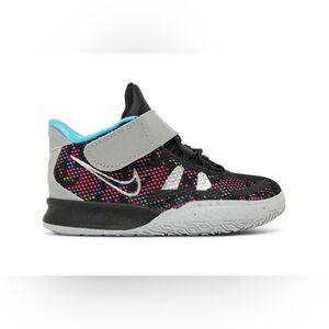Kids Kyrie 7 TD 'Pixel Camo'